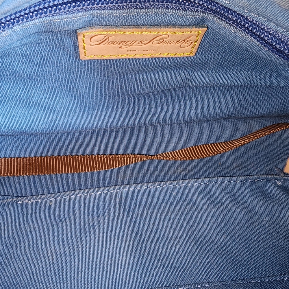 Dooney Cupcake Barrel - Picture 6 of 6